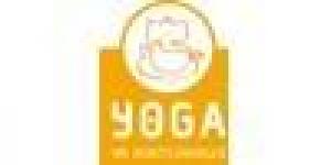 Yoga im Hinterhaus